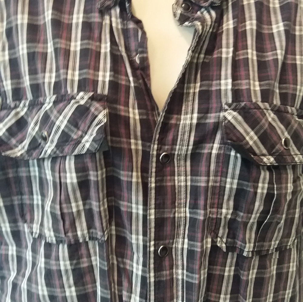 Harley Davidson mens button sleeveless shirt.